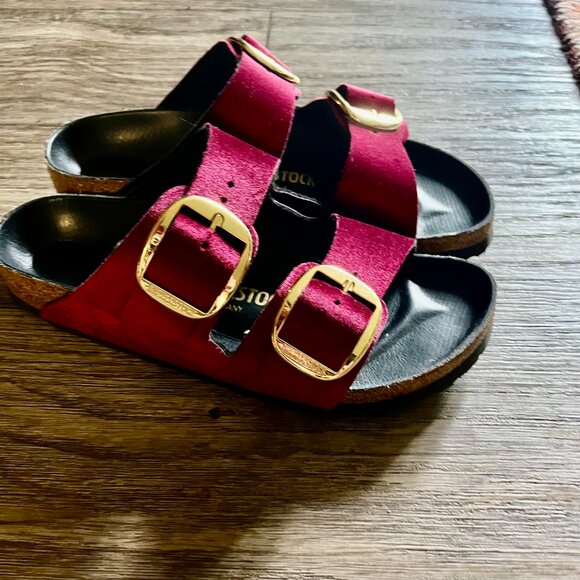 Birkenstock Red Velvet Large Buckle Sandals - Picture 2 of 4